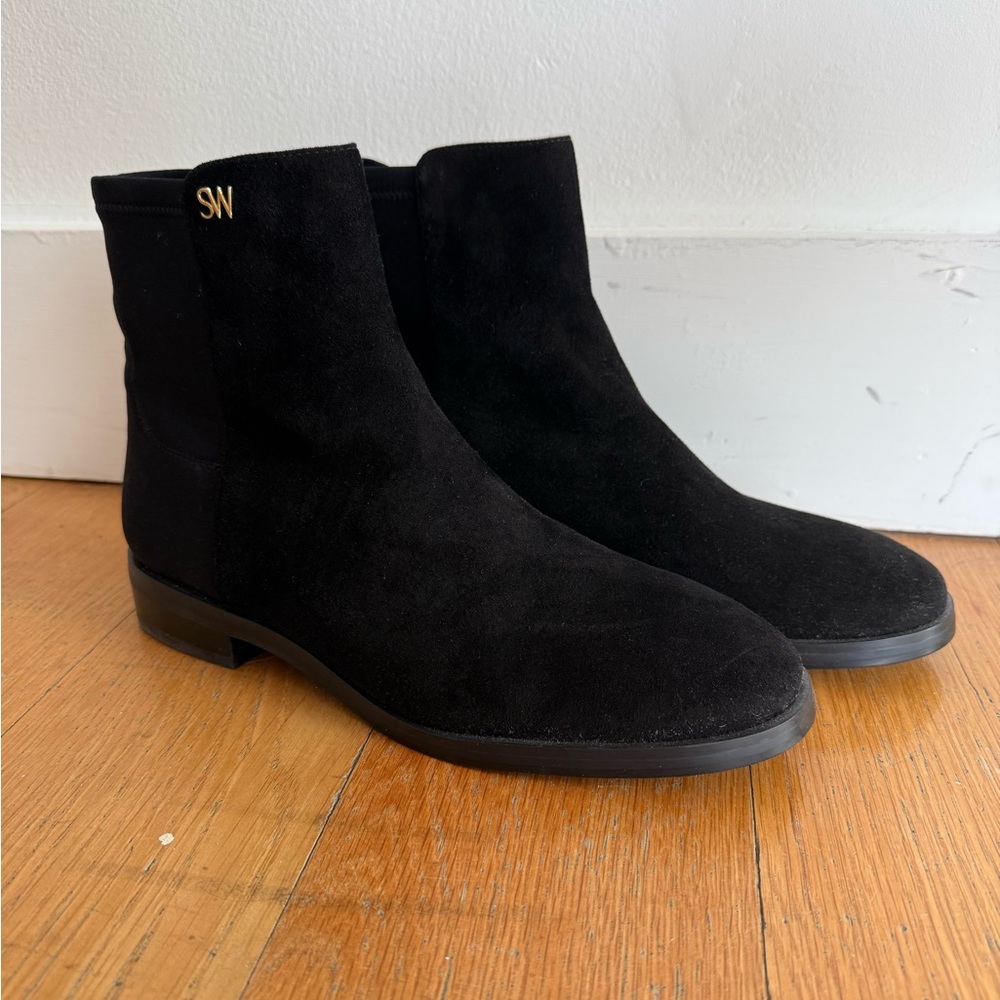 Stuart Weitzman Women's Kye Low Heel Booties